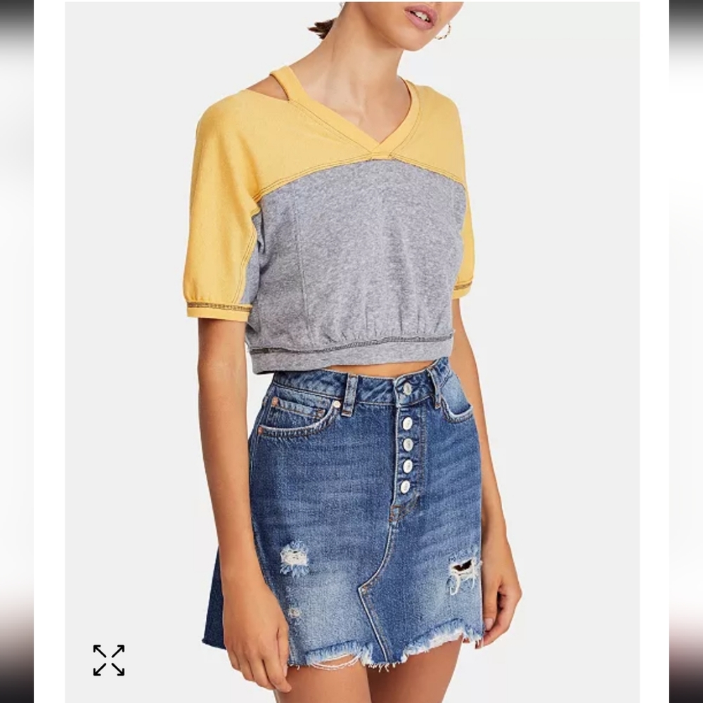 Free People Crop Top Field Goal Cold shoulder Cutout Top Gray/Yellow Sz Medium,